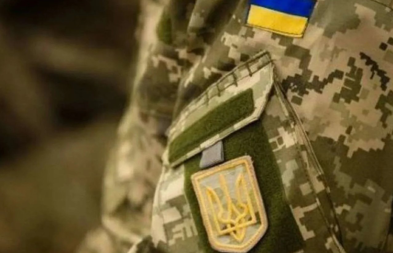 Затримали чоловіка, підозрюваного у вбивстві п’яти українських військовослужбовців на Харківщині — Суспільне Затримали чоловіка, підозрюваного у вбивстві п’яти українських військовослужбовців на Харківщині — Суспільне